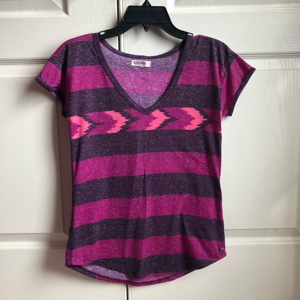 Garage v-neck shirt
